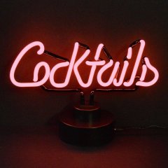 COCKTAILS NEON SCULPTURE